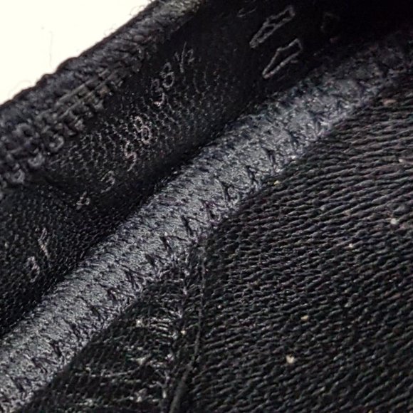 Prada black scrunch patent leather ballerinas’ flats - Picture 8 of 11